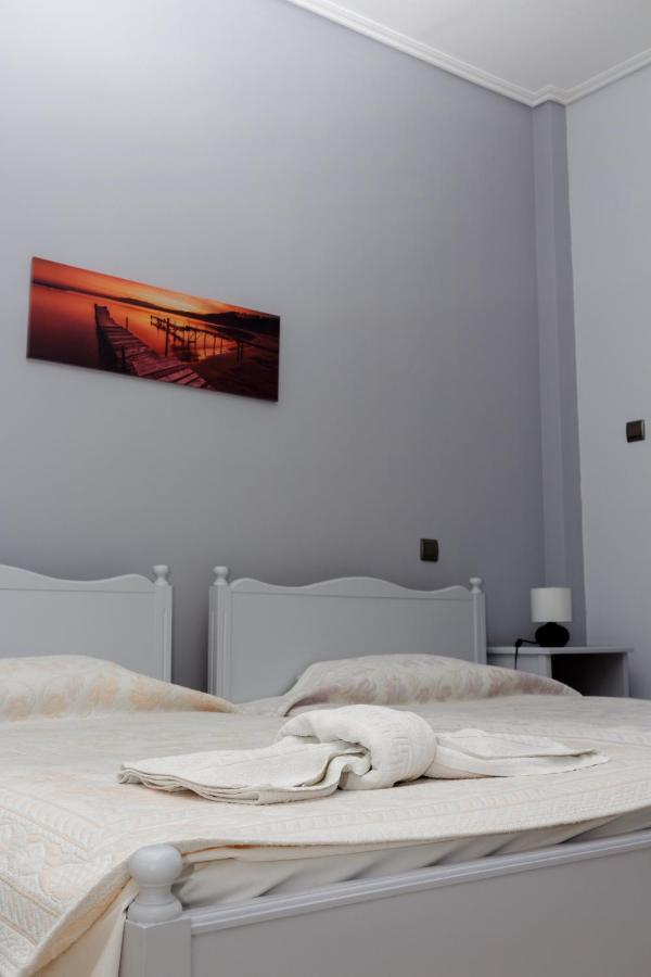 Finikas Hotel ลาริซา ภายนอก รูปภาพ