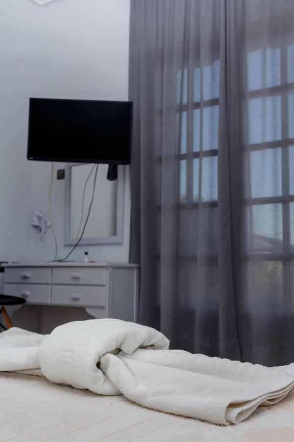 Finikas Hotel ลาริซา ภายนอก รูปภาพ